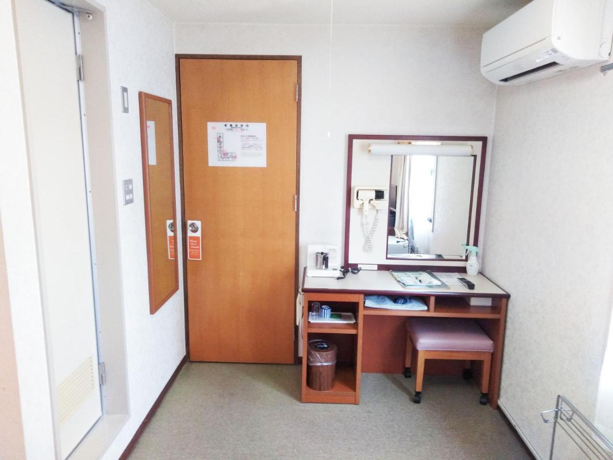 Business Ryokan Harada Hotel Hiroshima Bagian luar foto